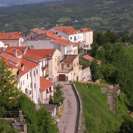 Bed and Breakfast Borgo San Pietro Аньоне Экстерьер фото