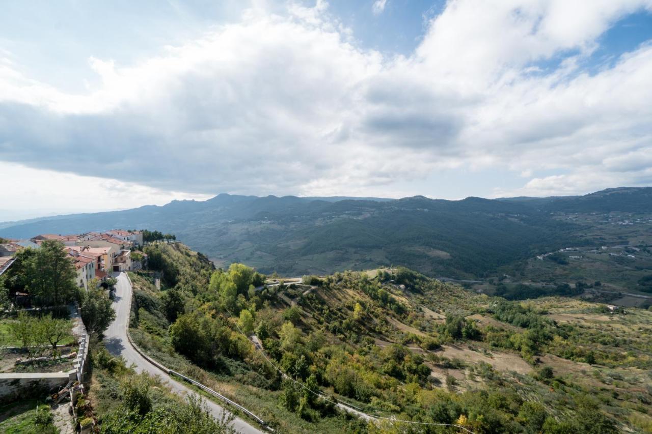 Bed and Breakfast Borgo San Pietro Аньоне Экстерьер фото