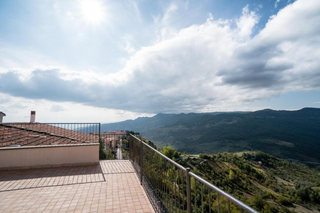 Bed and Breakfast Borgo San Pietro Аньоне Экстерьер фото