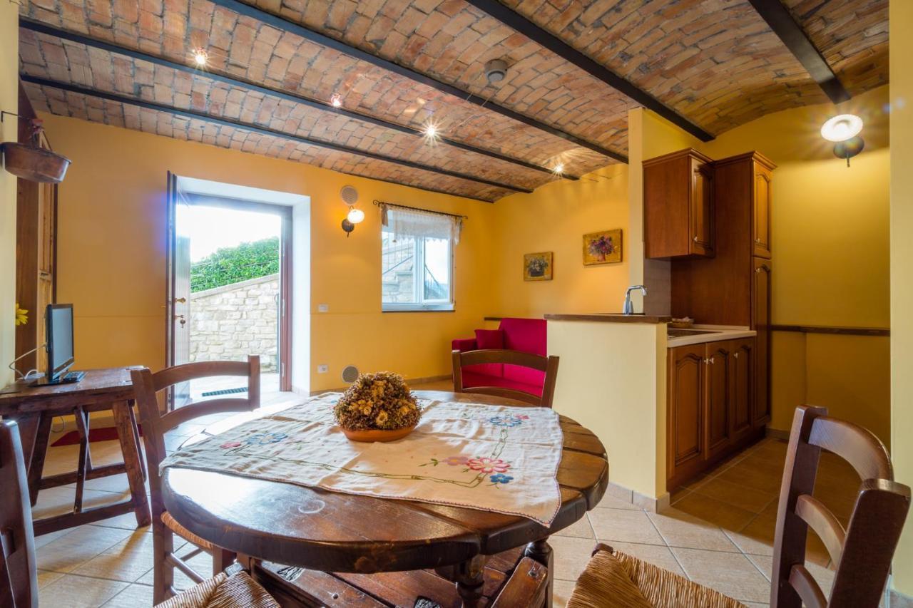 Bed and Breakfast Borgo San Pietro Аньоне Экстерьер фото